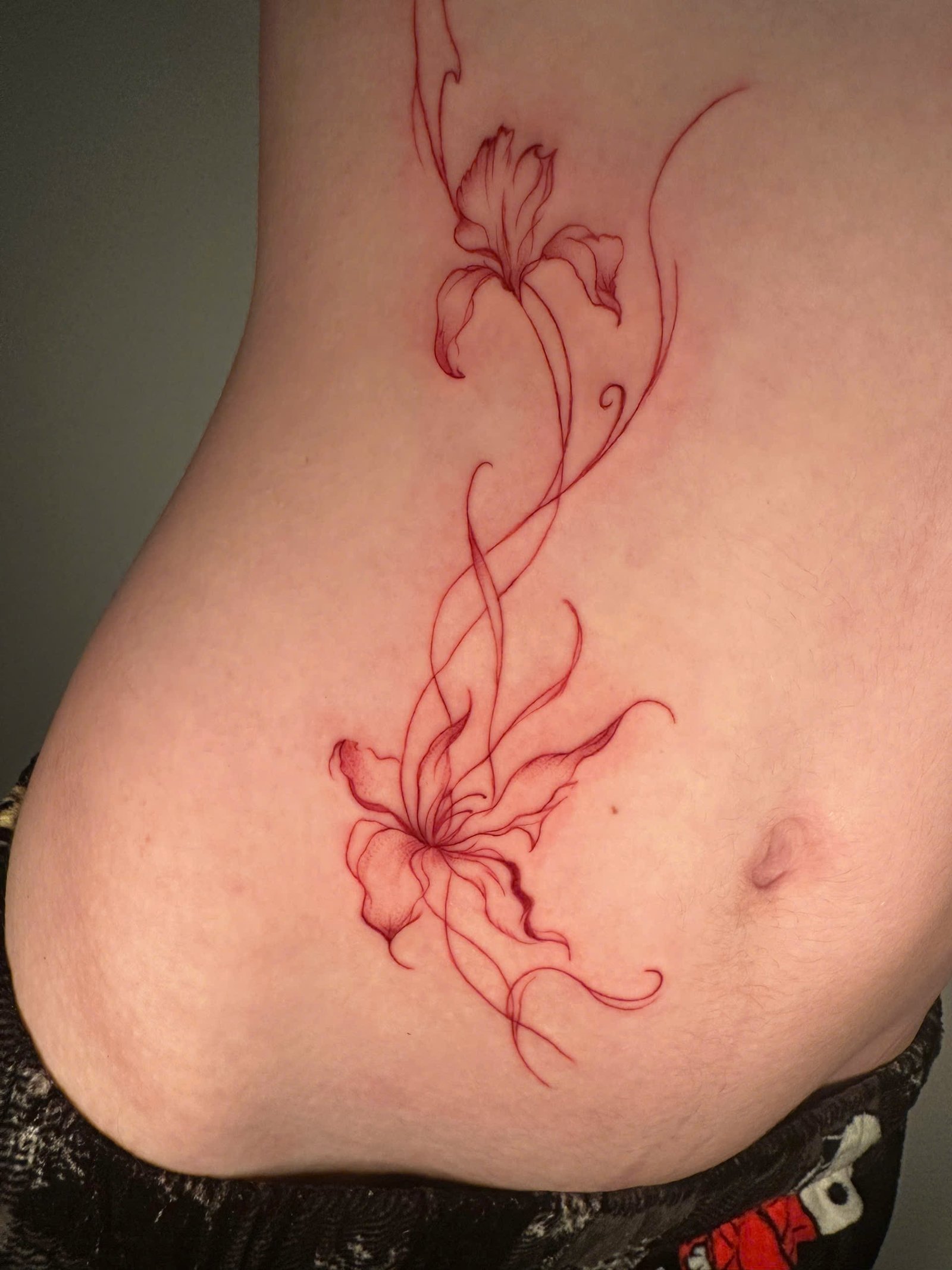 Fine Line Tattoo